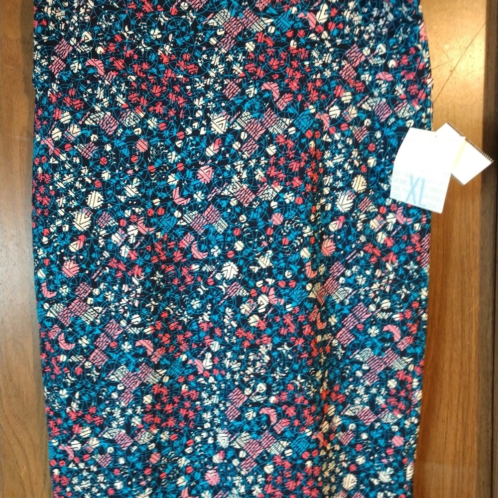 Xl lularoe Cassie